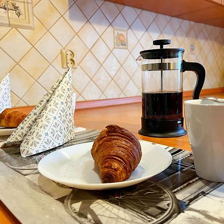 Apartament Rowerlovy Apartment Валбжих Екстериор снимка