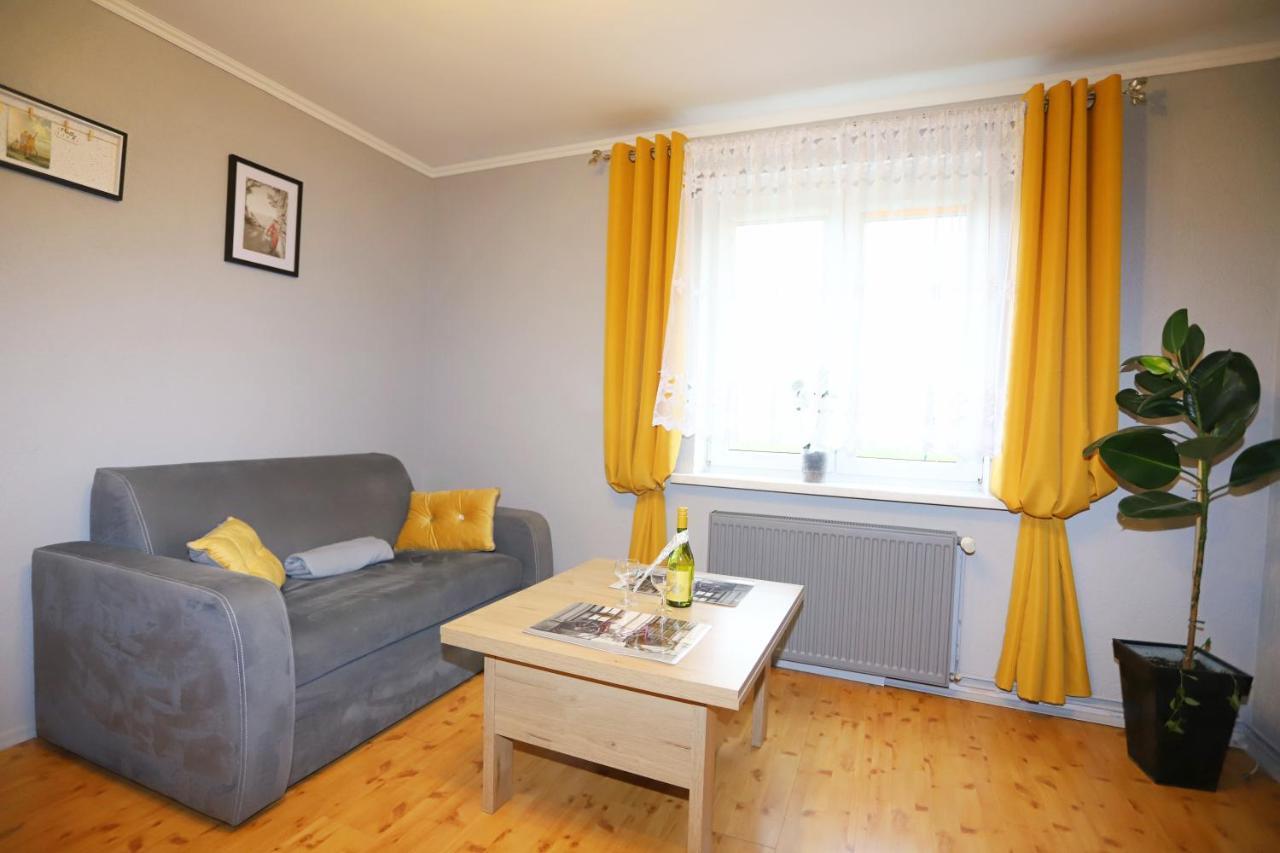 Apartament Rowerlovy Apartment Валбжих Екстериор снимка