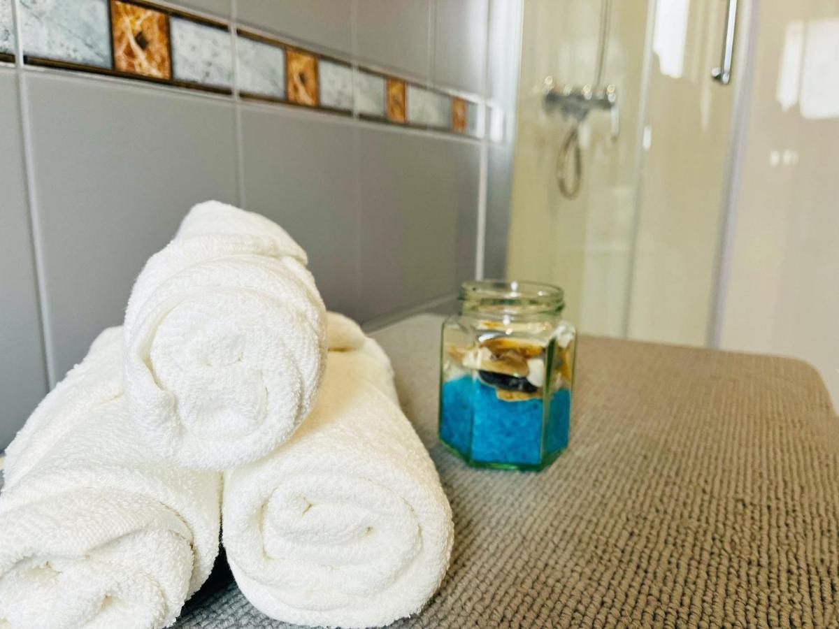 Apartament Rowerlovy Apartment Валбжих Екстериор снимка