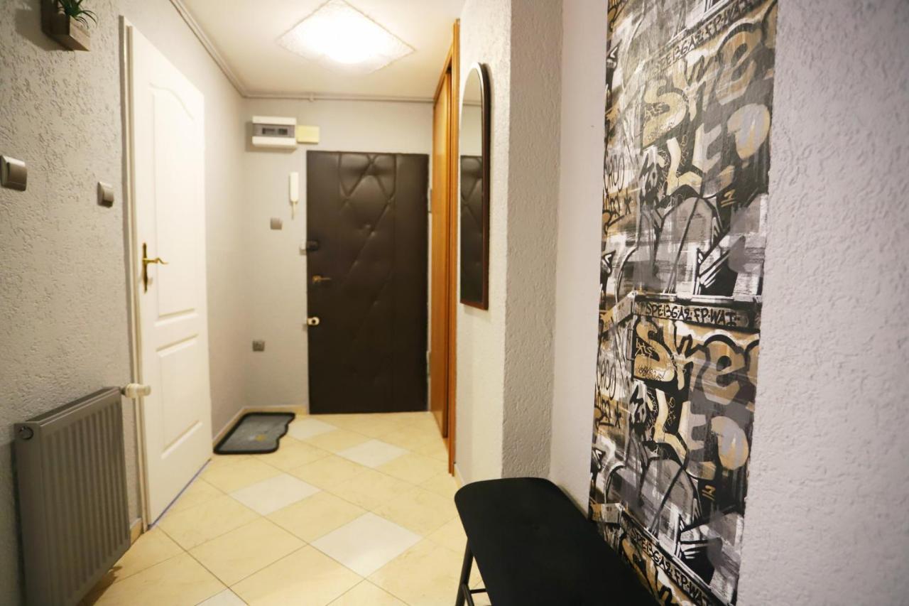 Apartament Rowerlovy Apartment Валбжих Екстериор снимка